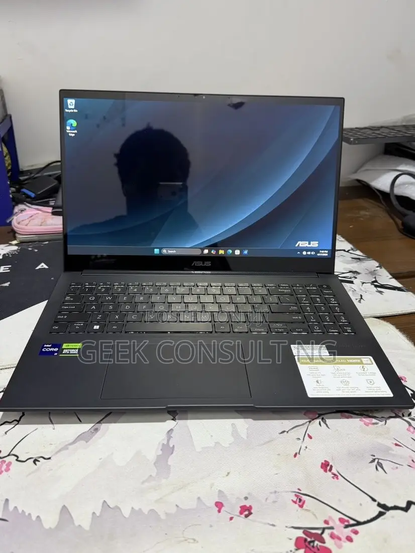 Laptop Asus Creator Q540 16GB Intel Core i9 SSD 1T