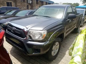 Toyota Tacoma 2015 Gray