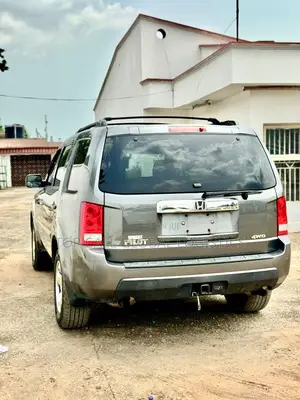 Honda Pilot EX-L 4dr SUV 4WD (3.5L 6cyl 5A) 2011 Gray
