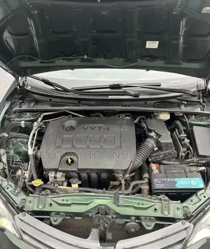 Toyota Corolla 2015 Green