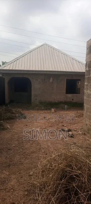 3bdrm Bungalow in Abuleosho, Ifo for sale