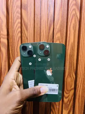 Apple iPhone 13 128 GB Green