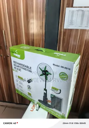 Iwin 18-Inch Solar Recharge Fan Ac/Dc Model Iw-8918