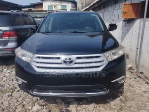 Toyota Highlander Limited 2012 Blue