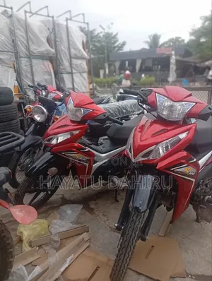 New Bajaj RE 2025 Yellow