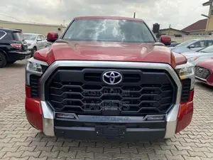 Toyota Tundra 2023 Red