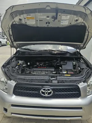 Toyota RAV4 Sport I4 4x4 2006 Silver