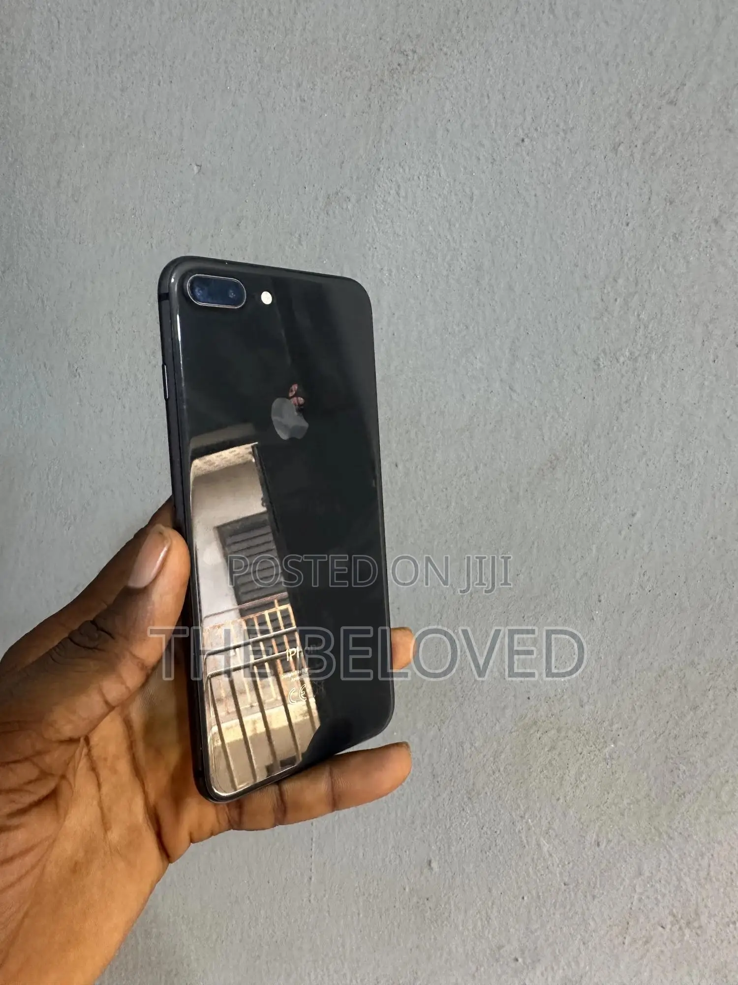 Apple iPhone 8 Plus 64 GB Black