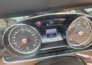 Hyundai Sonata SE Sedan FWD (3.3L 6cyl 5A) 2010 Red
