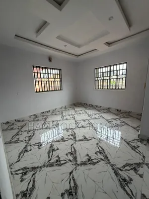 3bdrm Block of Flats in Unity Estate for rent