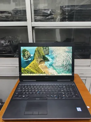 Laptop Dell Precision 7510 16GB Intel Core i7 SSD 512GB