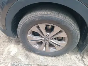 Hyundai Santa Fe 2016 Gray