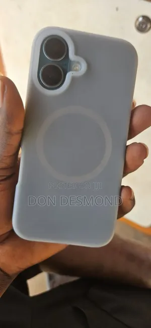 Apple iPhone 16 128 GB Gray