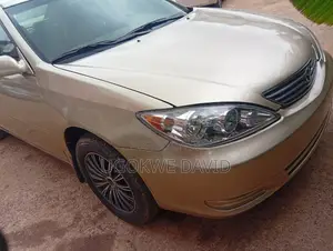 Toyota Camry 2006 Gold