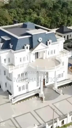 9bdrm Duplex in Guzape for sale