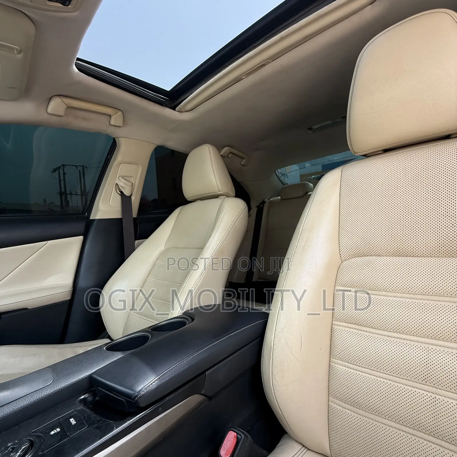 Lexus IS 2014 White