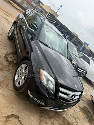 Mercedes-Benz GLK-Class Base GLK 350 4dr 4x2 (3.5L 6cyl 7A) 2015 Black