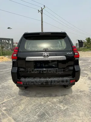 New Toyota Land Cruiser Prado 2.7 2023 Black