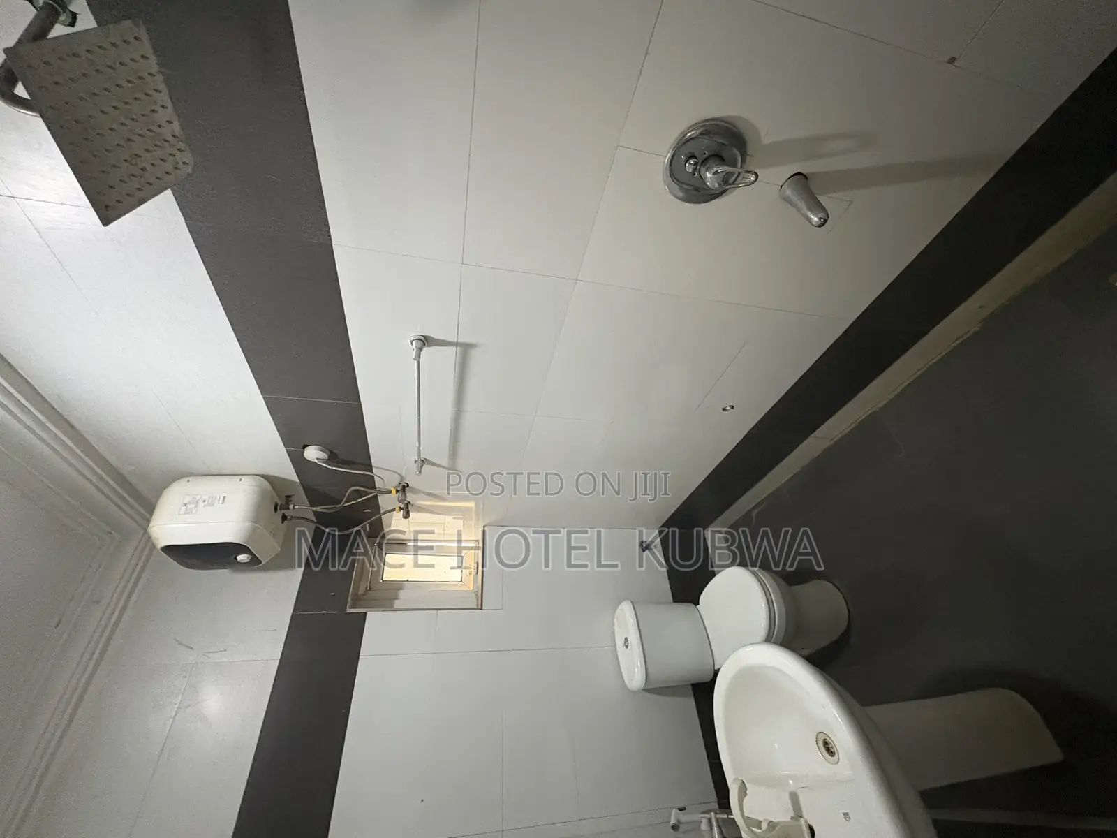 Mace Hotel and Apartments