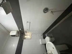 Mace Hotel and Apartments