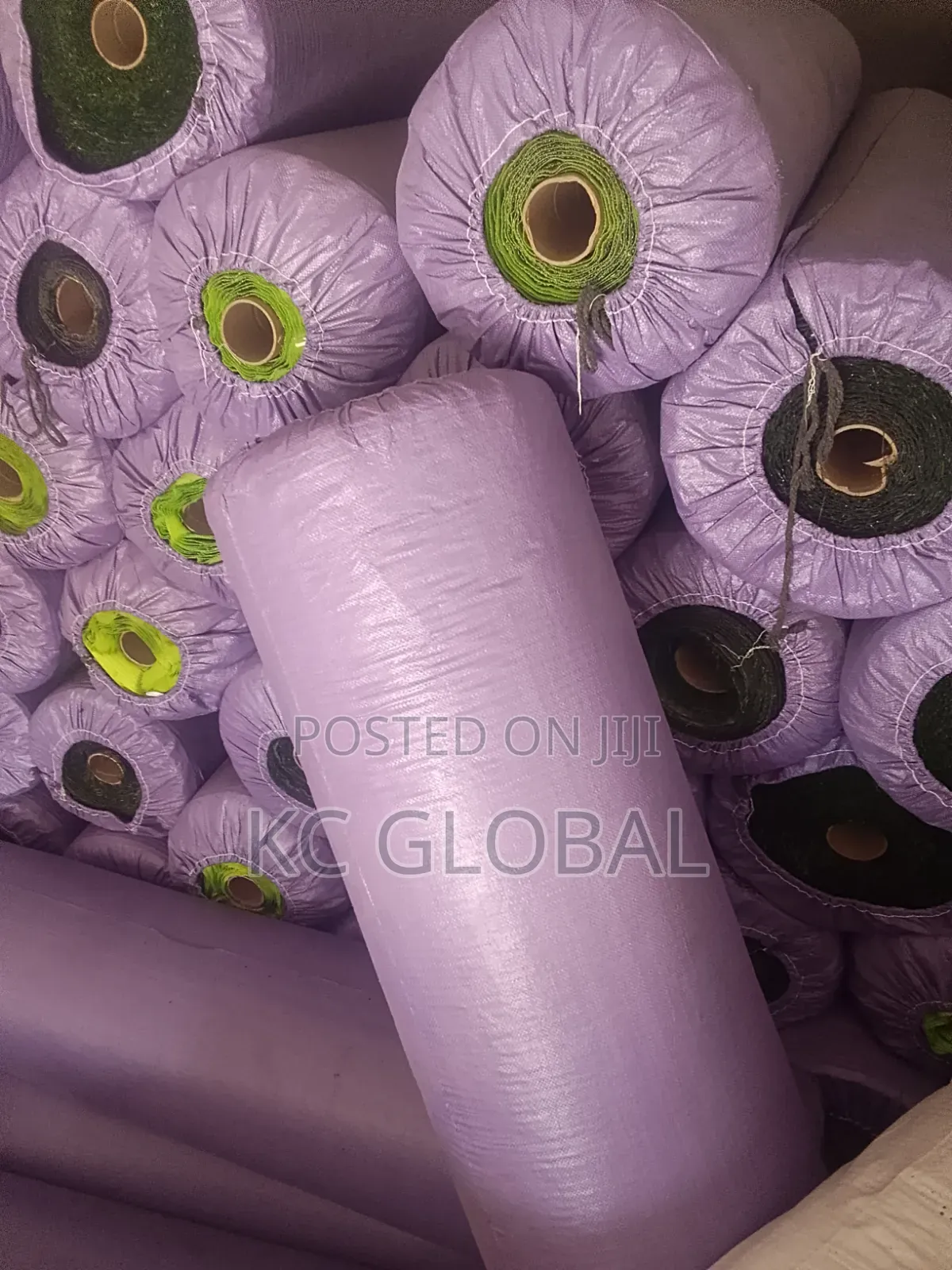 Artificial Grass. Available in Different Sizes and Colors.High Quality
