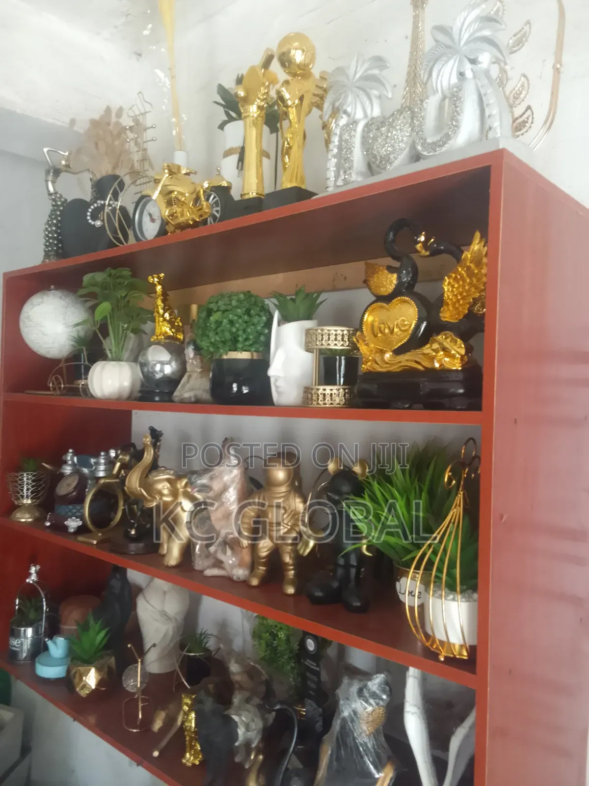 Figurines. Fancy and Ordinary. Latest Figurines.