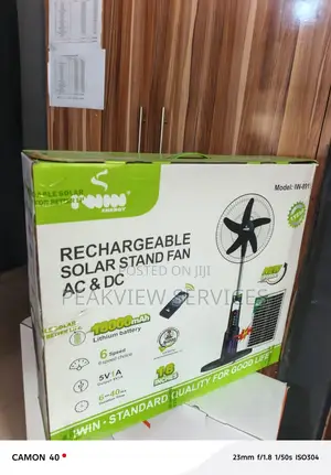 Iwin 18 Inch Battery Powered Fan Solar Compatible