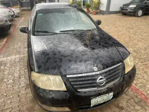 Nissan Sunny 2010 Black