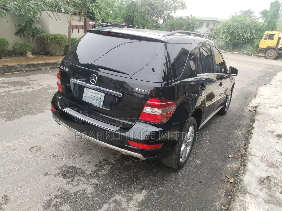 Mercedes-Benz M Class 2011 Black