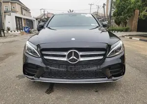 Mercedes-Benz C300 Sport 4Matic Sedan AWD (2.0L 4cyll 7A) 2016 Black