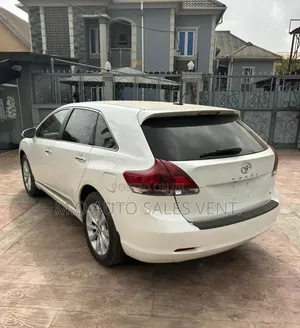 Toyota Venza XLE 2013 White