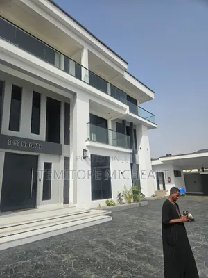5bdrm Duplex in Maitama for rent