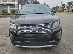 Ford Explorer Platinum 4dr 4x4 (3.5L 6cyl 6A) 2017 Black
