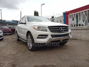 Mercedes-Benz M Class ML350 4MATIC 4dr SUV AWD (3.5L 6cyl 7A) 2015