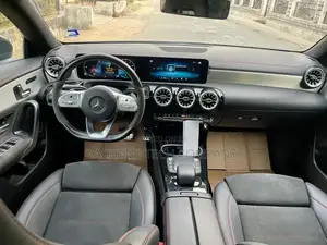 Mercedes-Benz GLA 250 2023 Gray