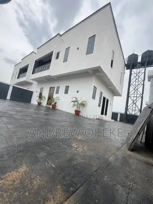 4bdrm Duplex in Arnold’S Court, Awka for sale