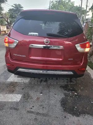 Nissan Pathfinder SV 4dr 4x4 (3.5L 6cyl) 2016 Burgundy