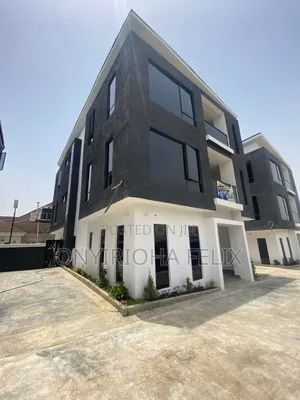 4bdrm Duplex in Gwarinpa Main, Life Camp for rent