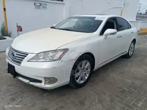 Lexus ES 2011 White