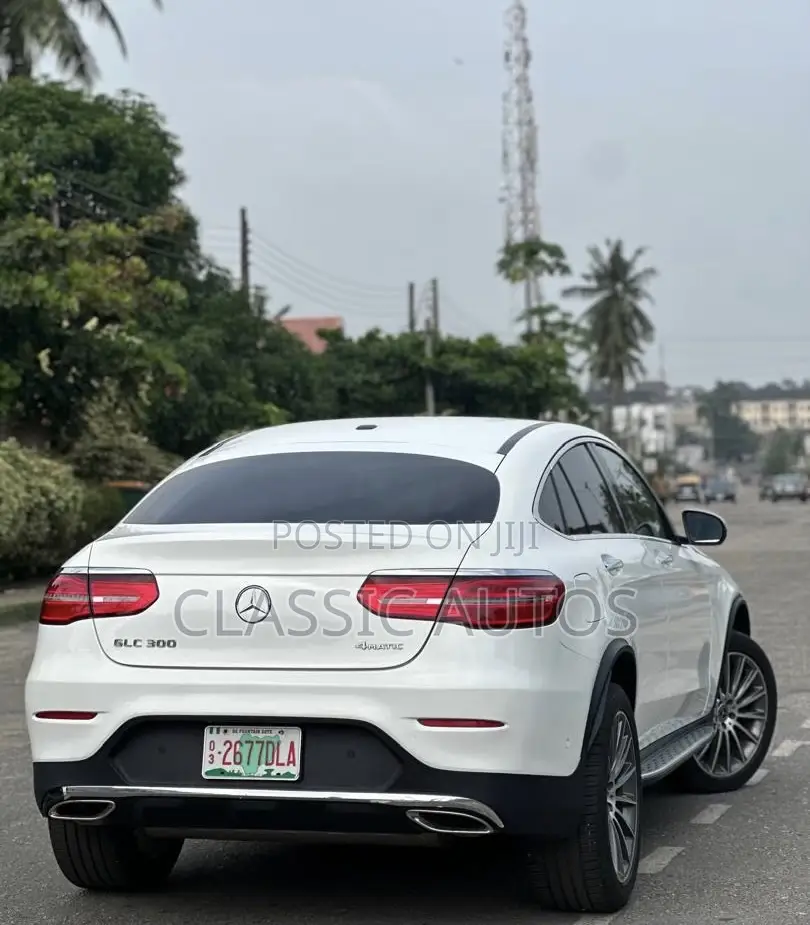 Mercedes-Benz GLC-Class 2019 White