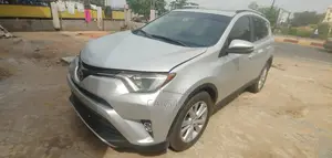 Toyota RAV4 2014 Silver