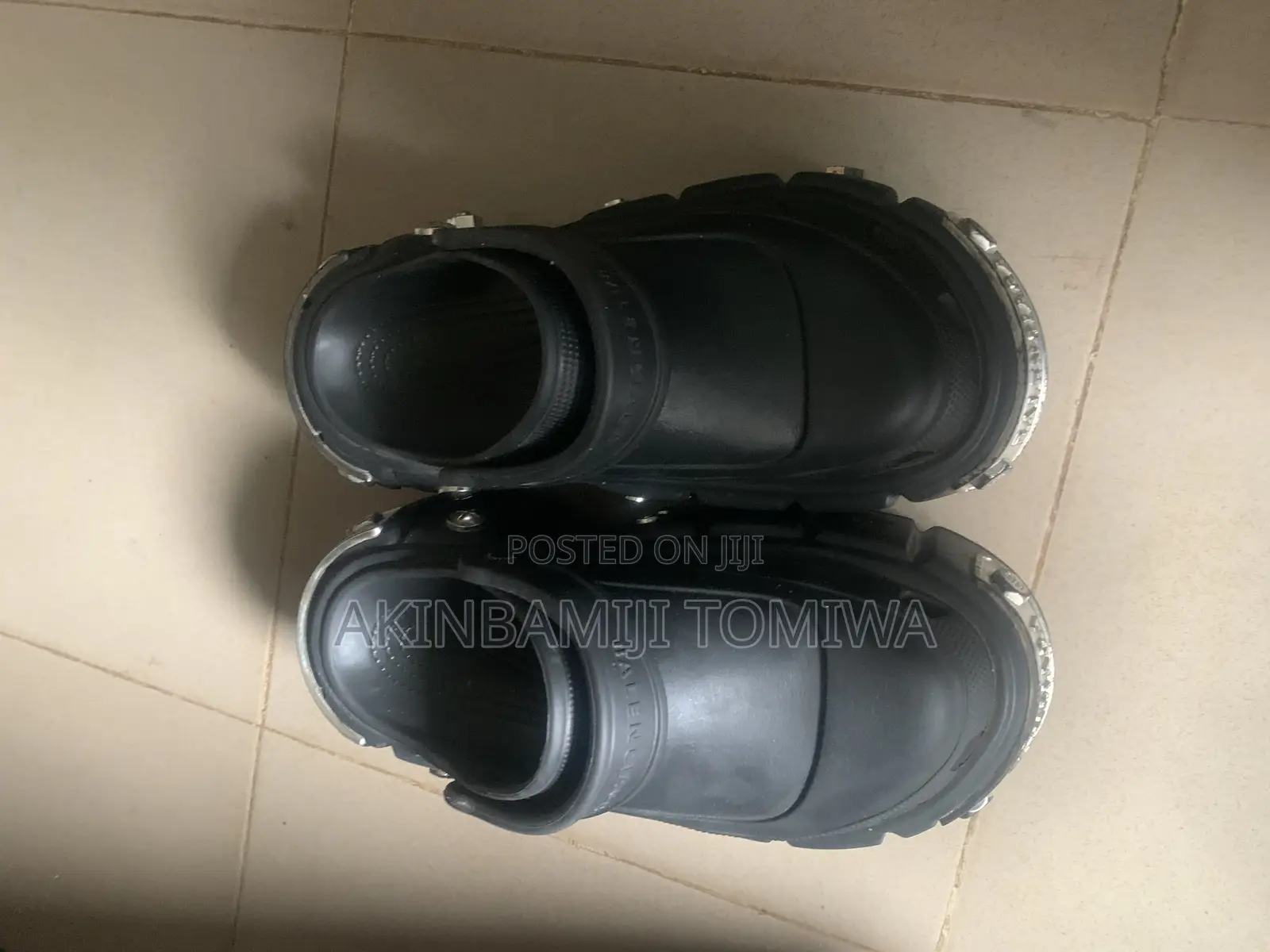 Balanciaga Crocs