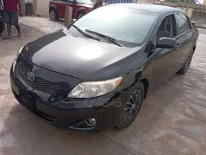 Toyota Corolla 2010 Black
