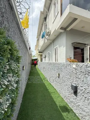 Furnished 3bdrm Duplex in VGC / Ajah for rent