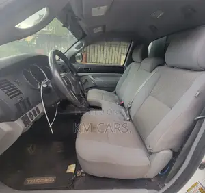 Toyota Tacoma 2013 White