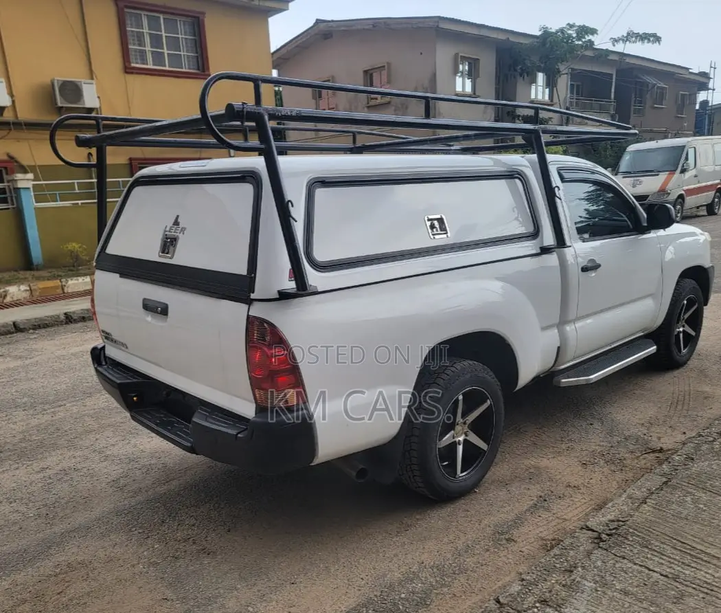 Toyota Tacoma 2013 White