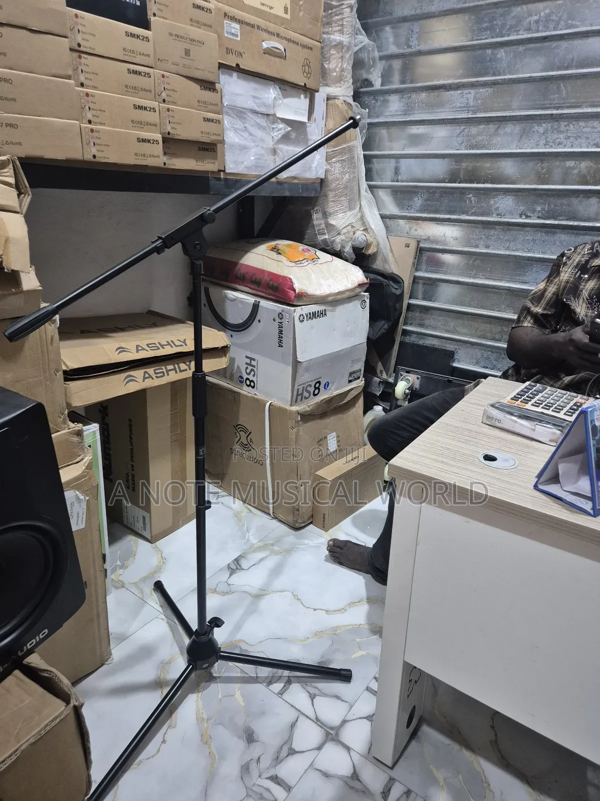 Sonic Audio Microphone Stand