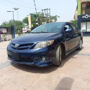 Toyota Corolla 2011 Blue