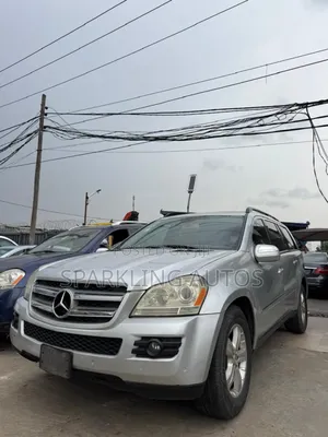 Mercedes-Benz GL-Class 2010 Silver