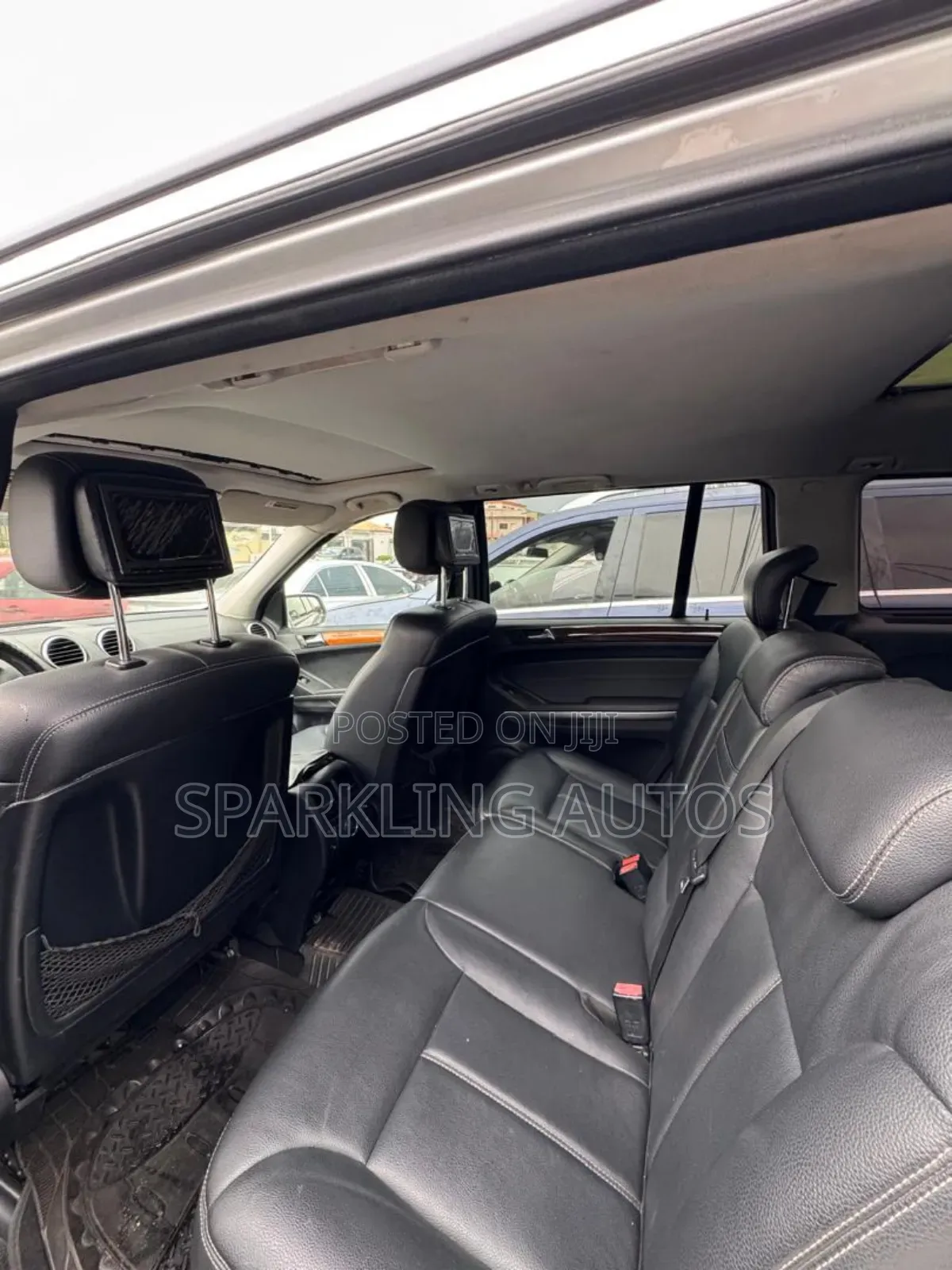 Mercedes-Benz GL-Class 2010 Silver